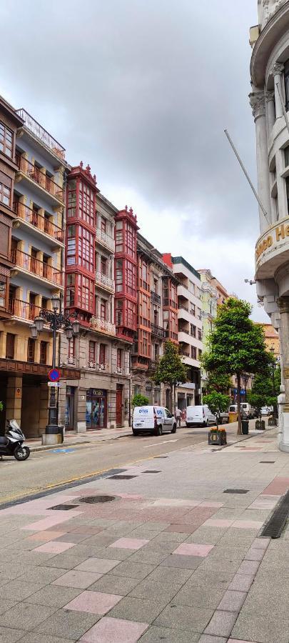 Oviedo Centro- Parking Gratuito Apartment Exterior foto